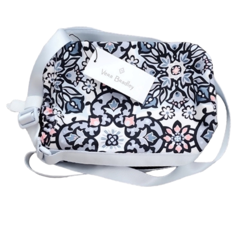 Vera bradley lighten up water bottle crossbody